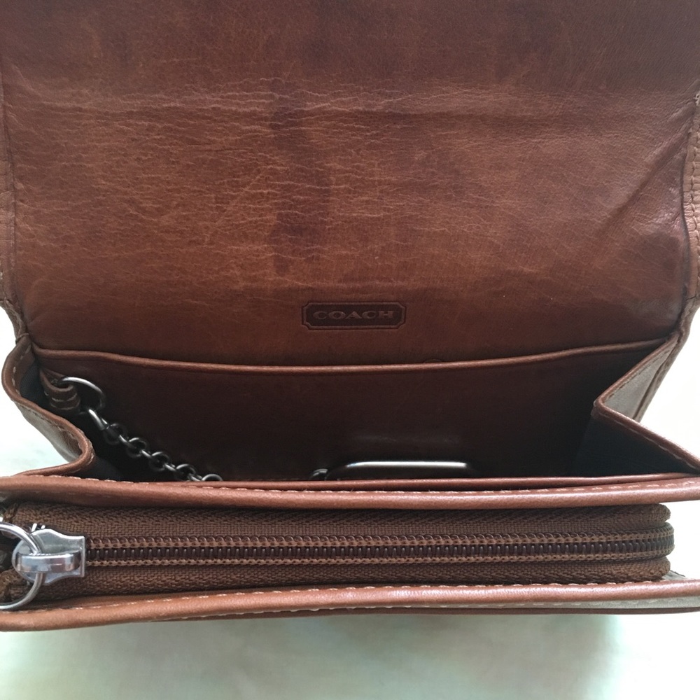 Authentic brown leather Coach wallet and keychain - Picture 5 of 7